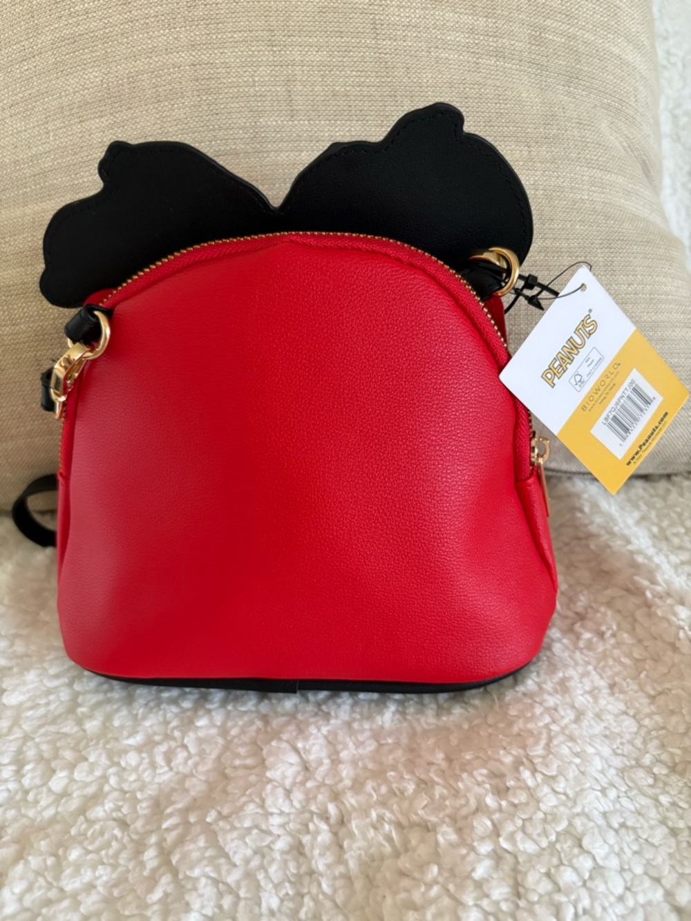 Peanuts Snoopy Red Doghouse Crossbody Bag - Picture 2 of 2